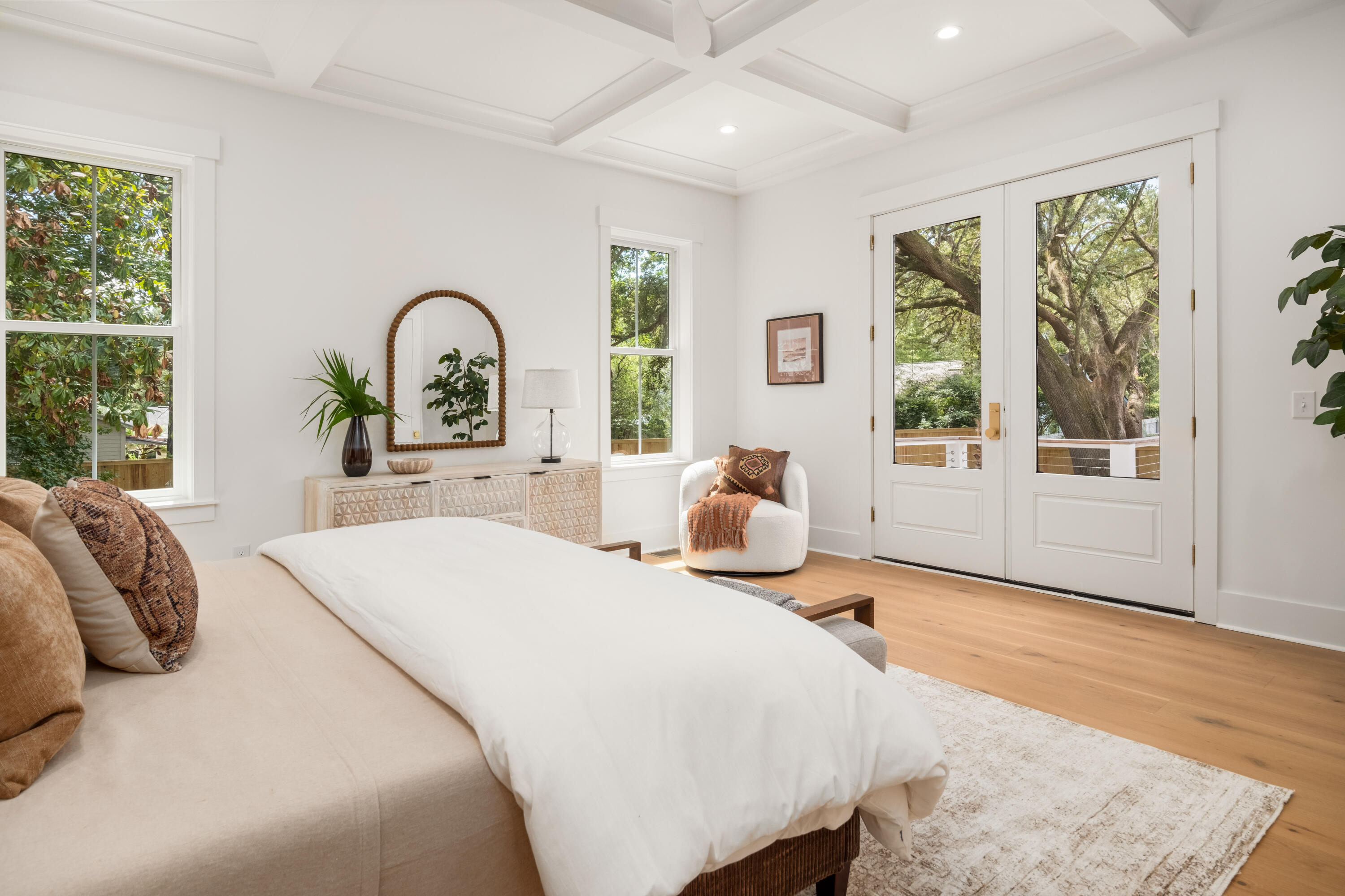 727 McCants Drive Mount Pleasant, SC 29464 - Photo 43 of 92 727 McCants Drive_Eterna_Media-44