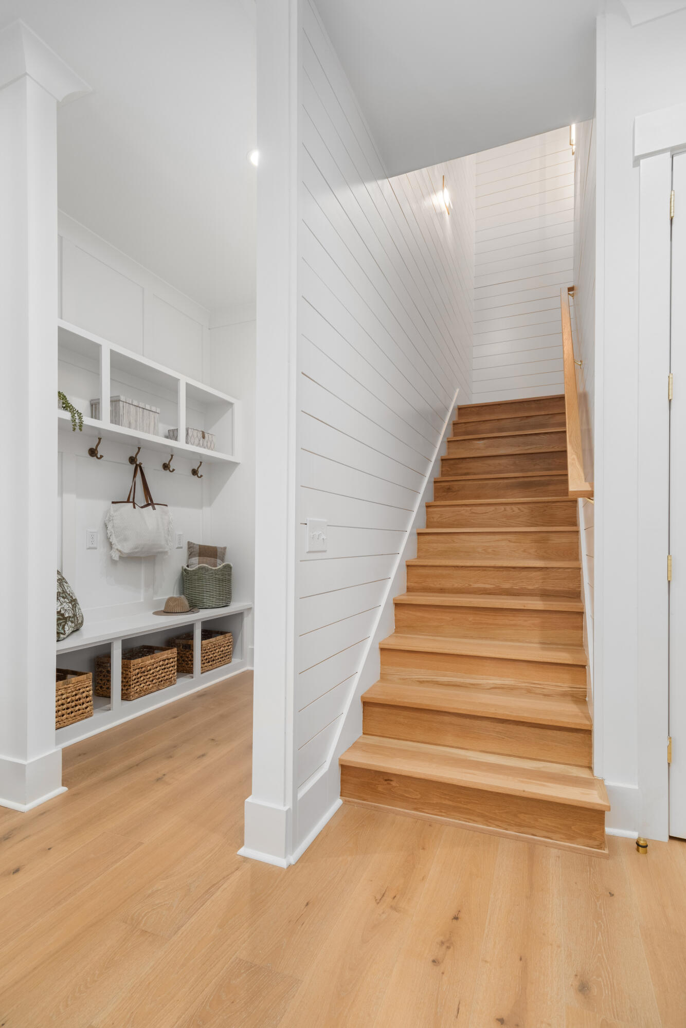 727 McCants Drive Mount Pleasant, SC 29464 - Photo 51 of 92 727 McCants Drive_Eterna_Media-52