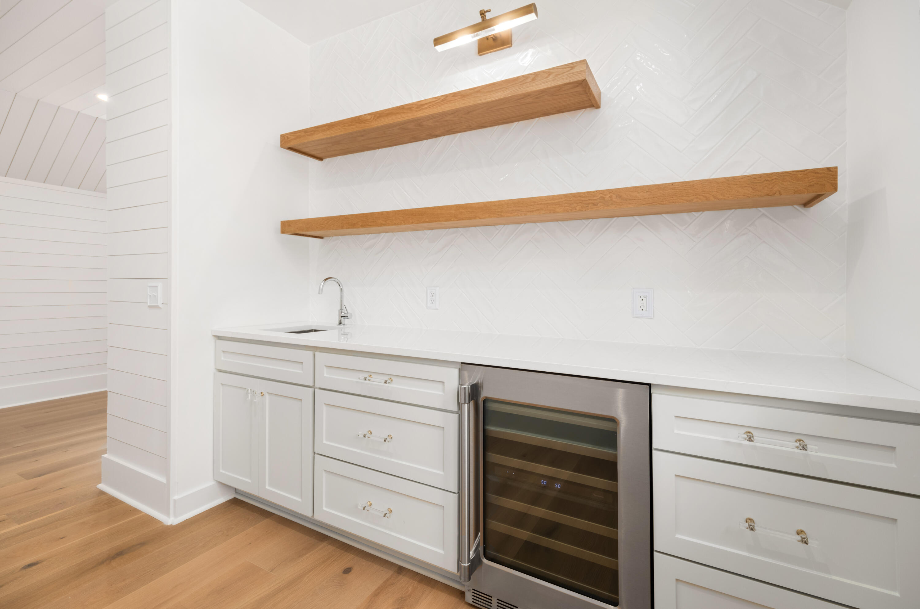 727 McCants Drive Mount Pleasant, SC 29464 - Photo 55 of 92 727 McCants Drive_Eterna_Media-56