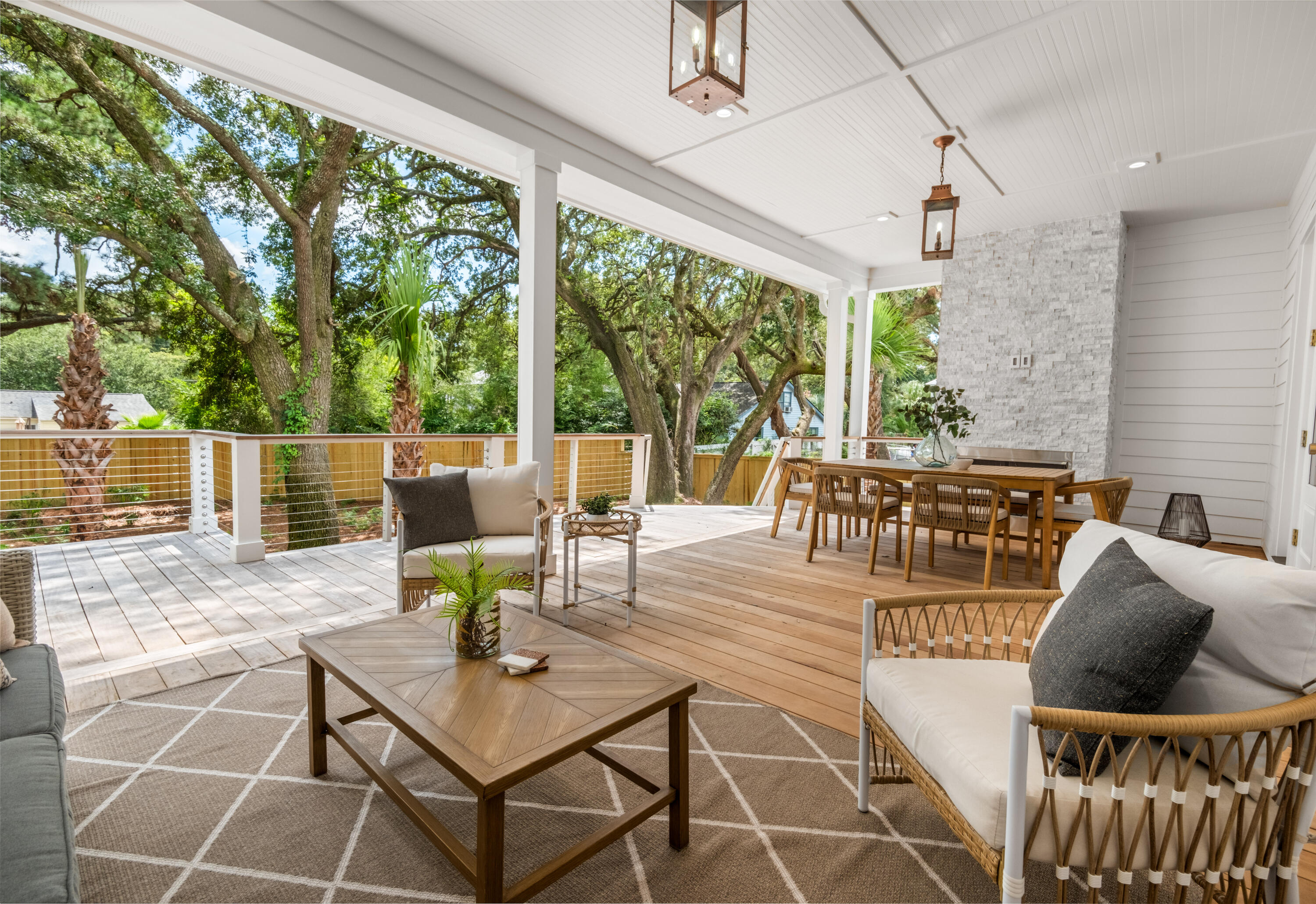 727 McCants Drive Mount Pleasant, SC 29464 - Photo 78 of 92 727 McCants Drive_Eterna_Media-90