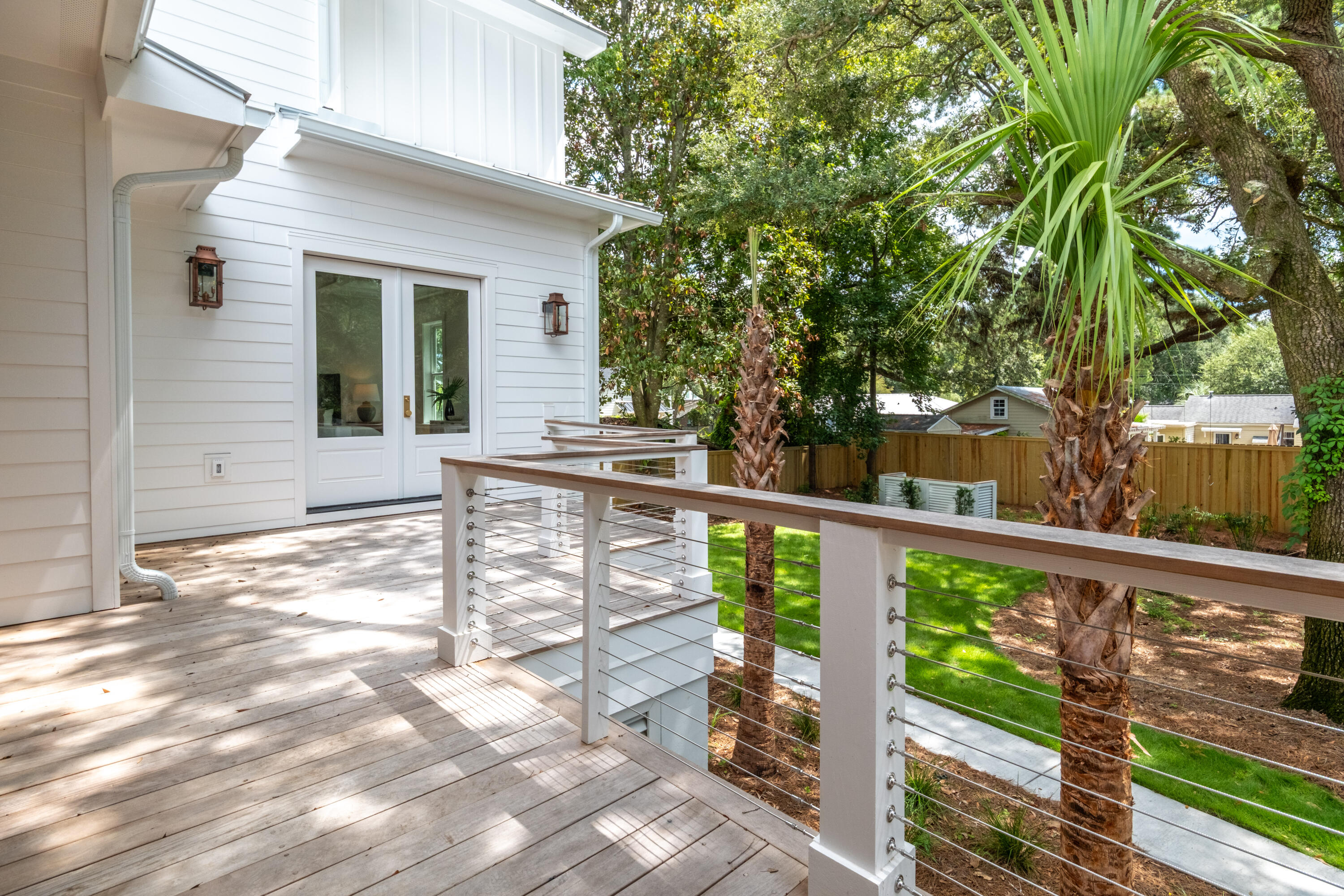 727 McCants Drive Mount Pleasant, SC 29464 - Photo 80 of 92 727 McCants Drive_Eterna_Media-82