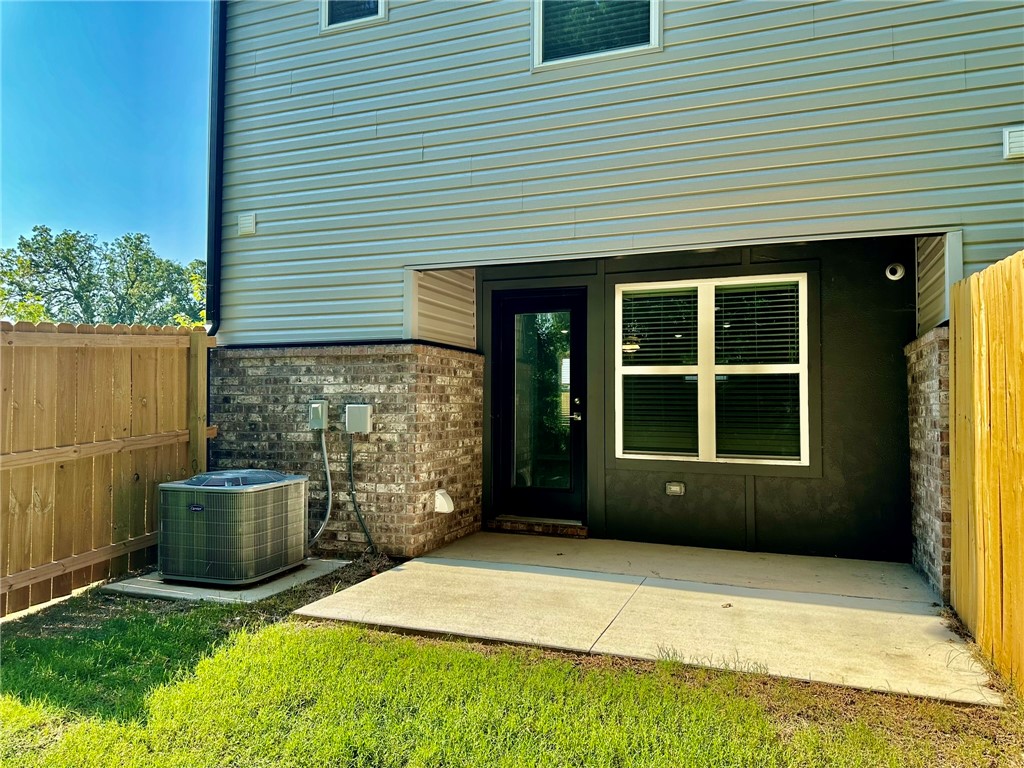 911 North Rupple Road, Unit 106 Fayetteville, AR 72704 - Photo 21 of 21 Gallery Image 21