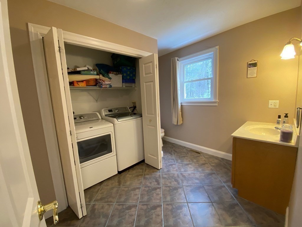 12 South Shaker Road Harvard, MA 01451 - Photo 14 of 42