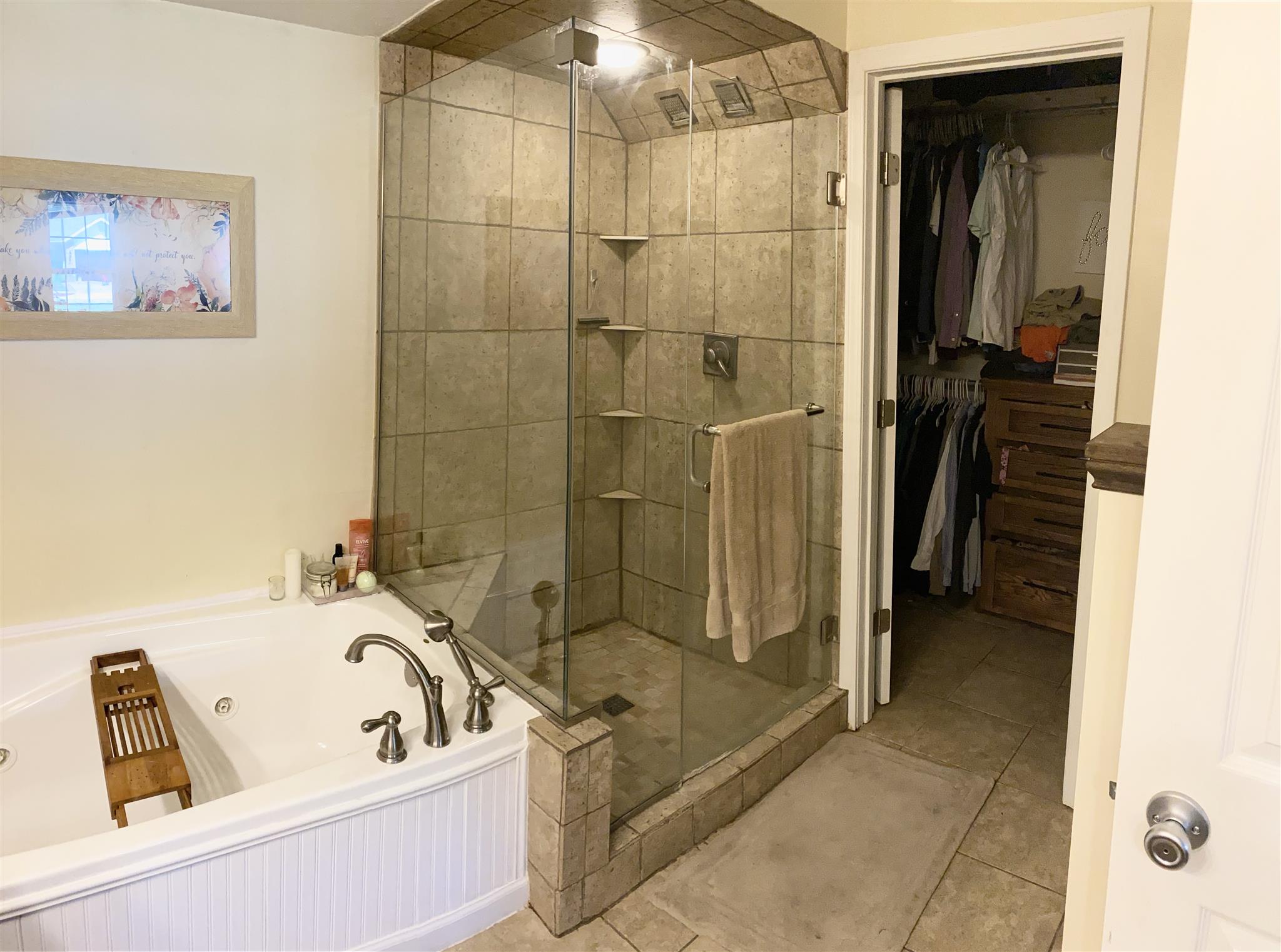 216 Briarwood Trail Decatur, IN 46733 - Photo 10 of 18 Gallery Image 10
