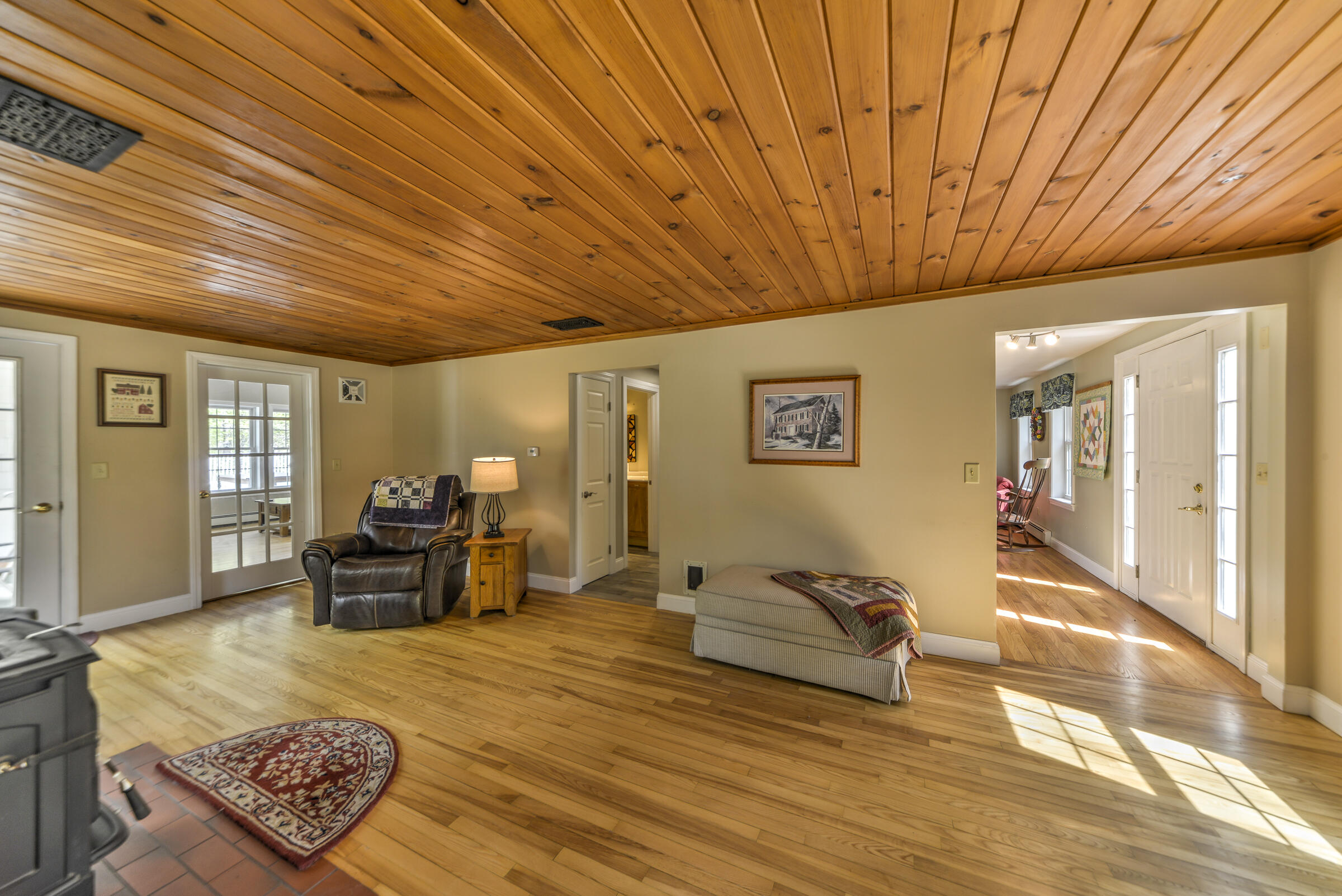 9 Carriage Hill Road Raymond, ME 04071 - Photo 27 of 48 Living Room