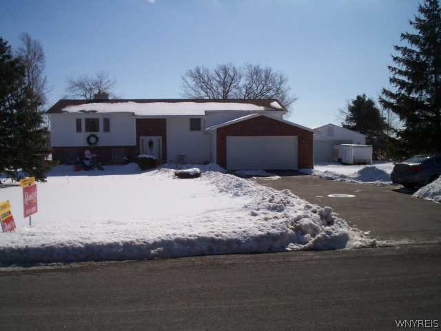 8430 Mountain Road Royalton, NY 14067 - Photo 1 of 1 Exterior Front
