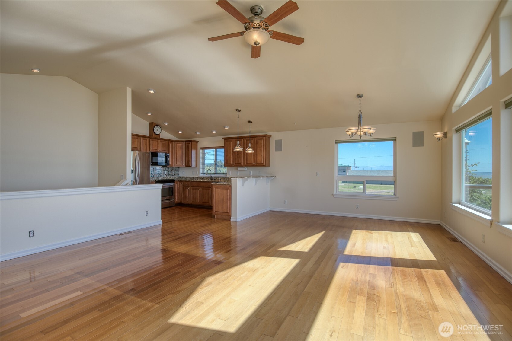 36 Duke Lane Pacific Beach, WA 98571 - Photo 8 of 35