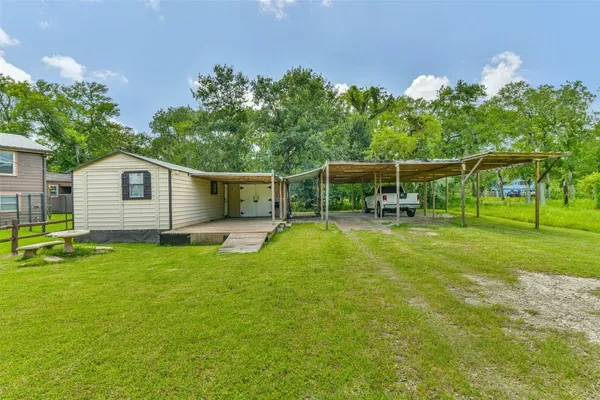 $105,000 | 218 Shady Oak Court, Alvin, TX 77511