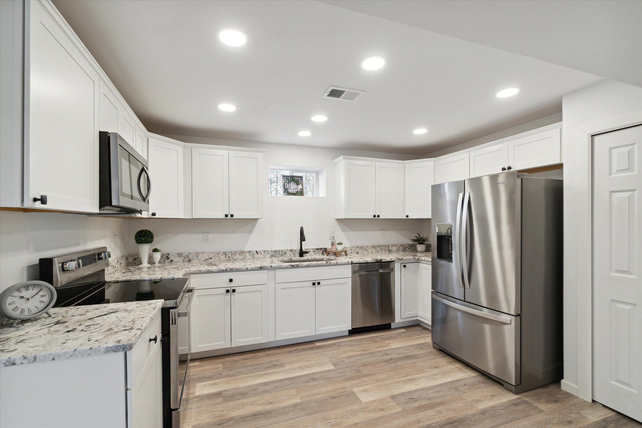 3777 Flansburg Road Jackson, MI 49203 - Photo 25 of 65 24-3777-Flansburg-Rd-Jackson-MI-49203-Wi