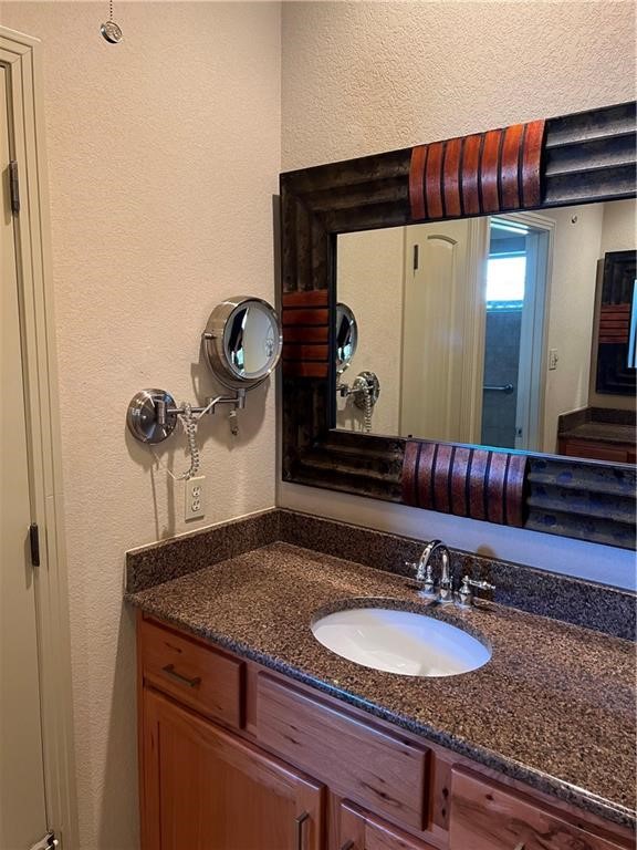 9707 Anderson Mill Road, Unit 29 Austin, TX 78750 - Photo 9 of 11 Main vanity 2