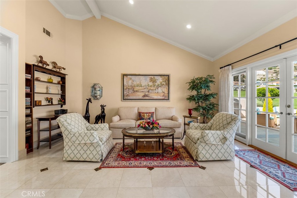 32432 Via Antibes Dana Point, CA 92629 - Photo 13 of 44