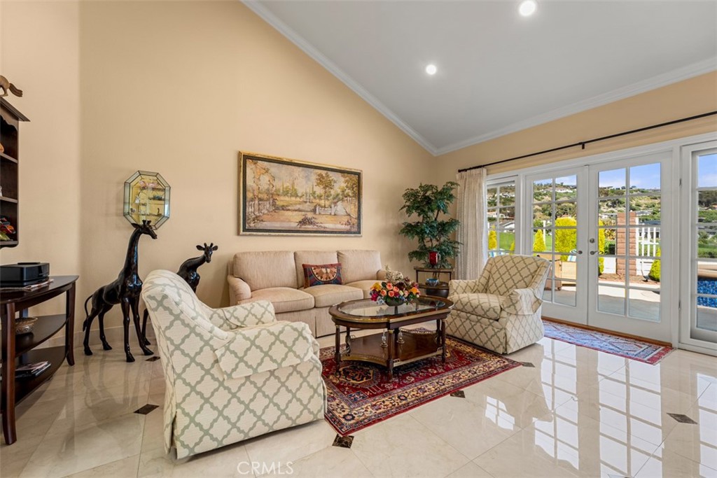32432 Via Antibes Dana Point, CA 92629 - Photo 14 of 44