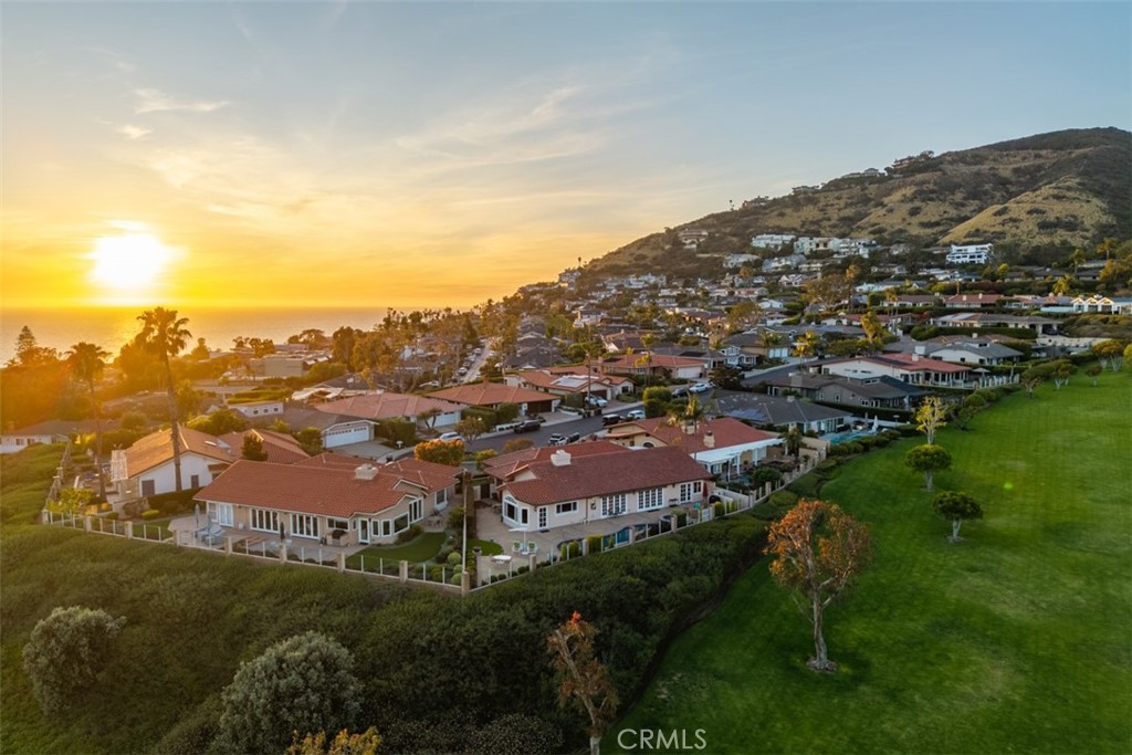 32432 Via Antibes Dana Point, CA 92629 - Photo 40 of 44