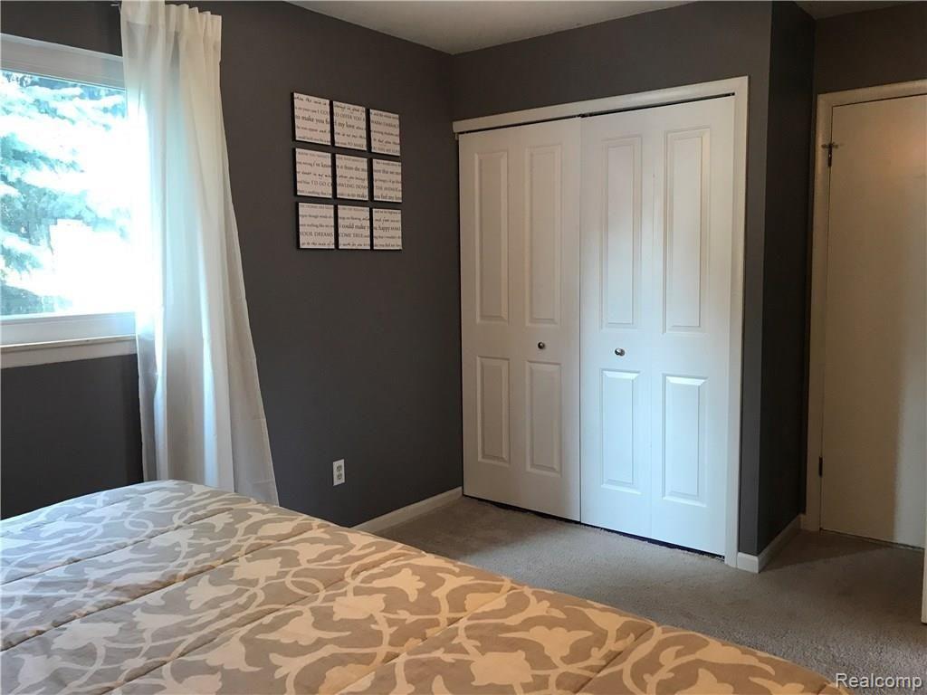 3083 Kenmore Road Berkley, MI 48072 - Photo 11 of 25