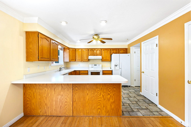 1726 Wasatch Boulevard Sandy, UT 84092 - Photo 11 of 44
