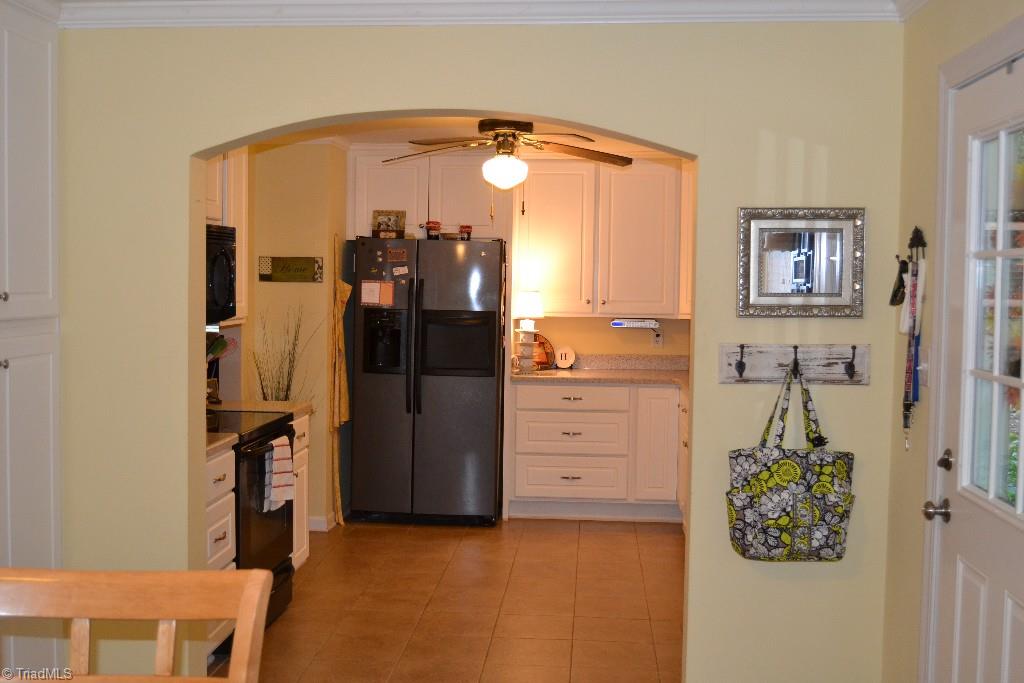 4370 Plum Tree Road Climax, NC 27233 - Photo 4 of 20 Gallery Image 4