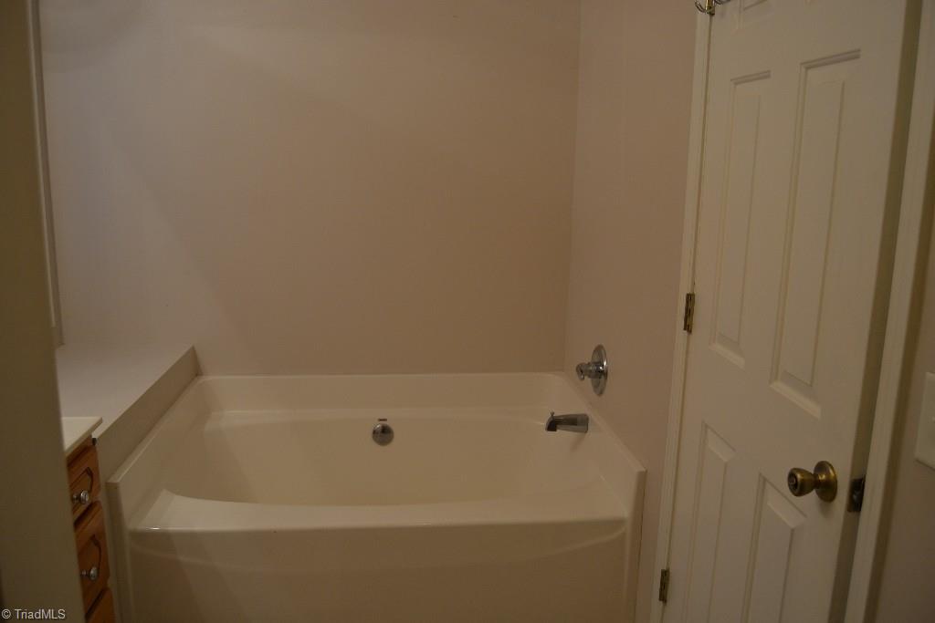 4370 Plum Tree Road Climax, NC 27233 - Photo 7 of 20 Gallery Image 7