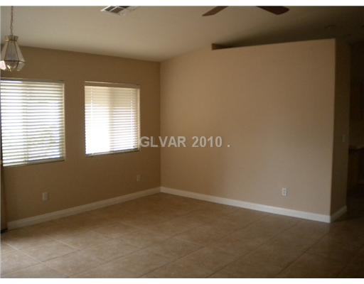 229 Camelback Ridge Avenue Henderson, NV 89012 - Photo 3 of 18 Living Room.