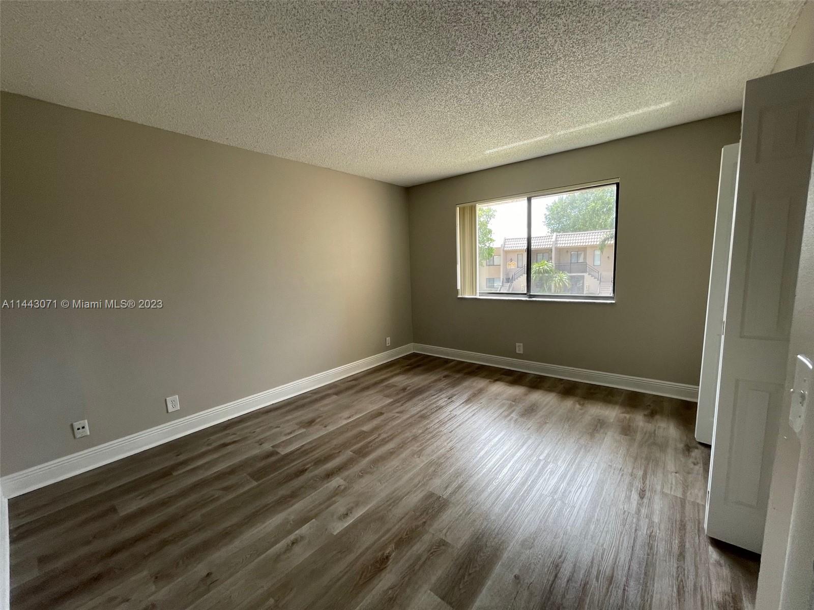 380 Racquet Club Road, Unit 205 Weston, FL 33326 - Photo 11 of 12 Gallery Image 11