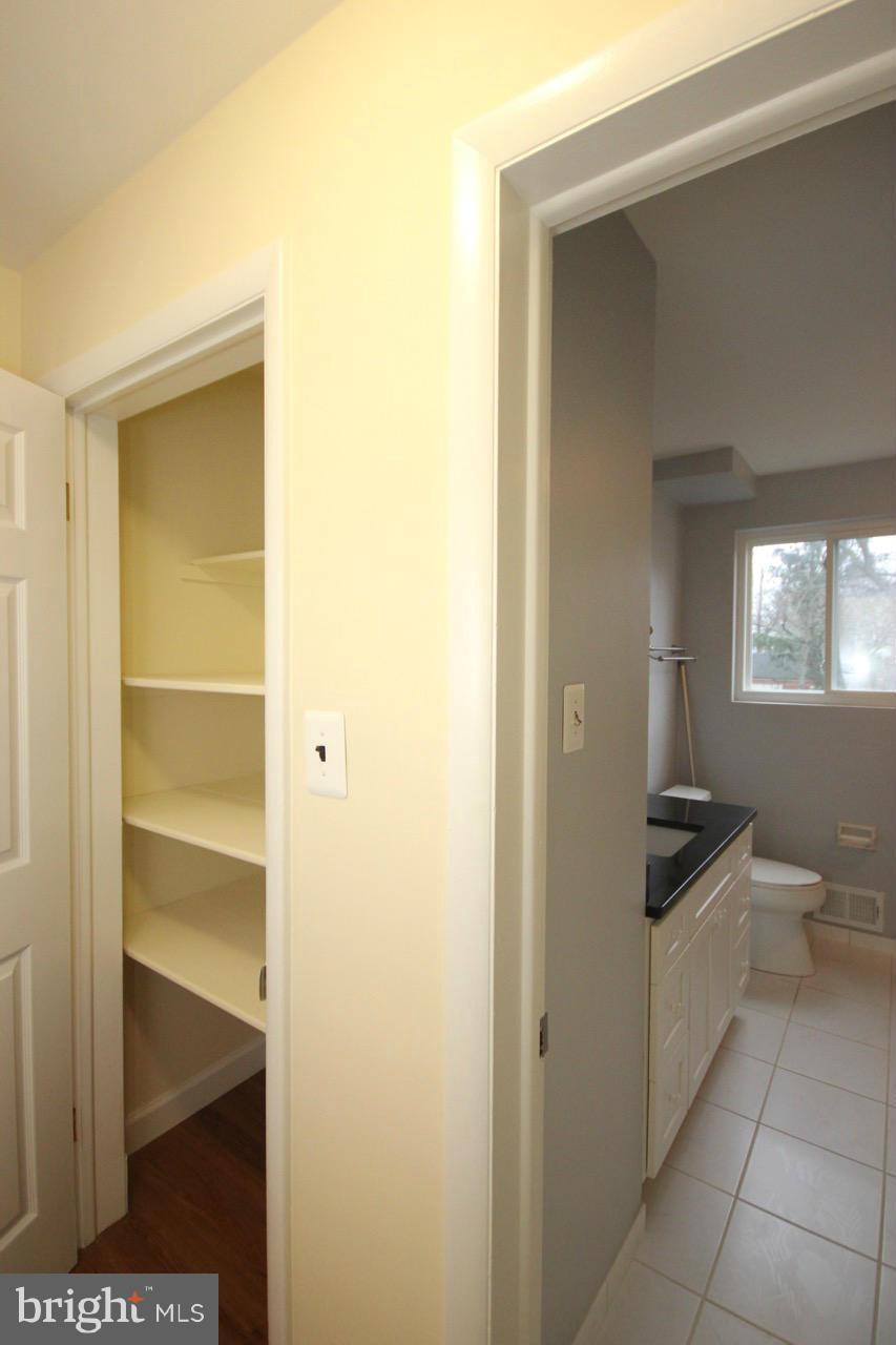 1901 North Quebec Street, Unit MIDDLE Arlington, VA 22207 - Photo 21 of 21 a kitchen with a sink