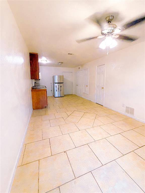 4926 Flamingo Road Fort Worth, TX 76119 - Photo 10 of 29 Gallery Image 10