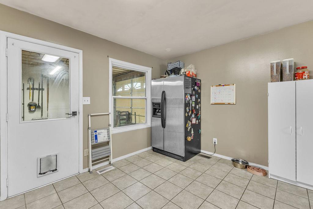 4904 Shawnee Road St. Joseph, MO 64503 - Photo 10 of 29 Gallery Image 10