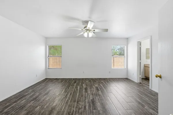 $2,295 | 714 East Michigan Avenue, Phoenix, AZ 85022