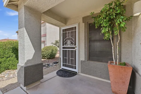 $2,295 | 714 East Michigan Avenue, Phoenix, AZ 85022