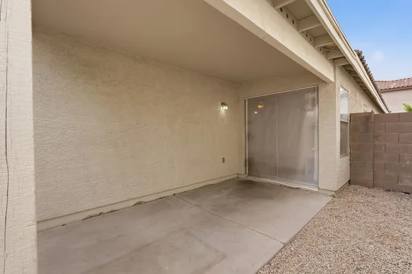 $2,295 | 714 East Michigan Avenue, Phoenix, AZ 85022