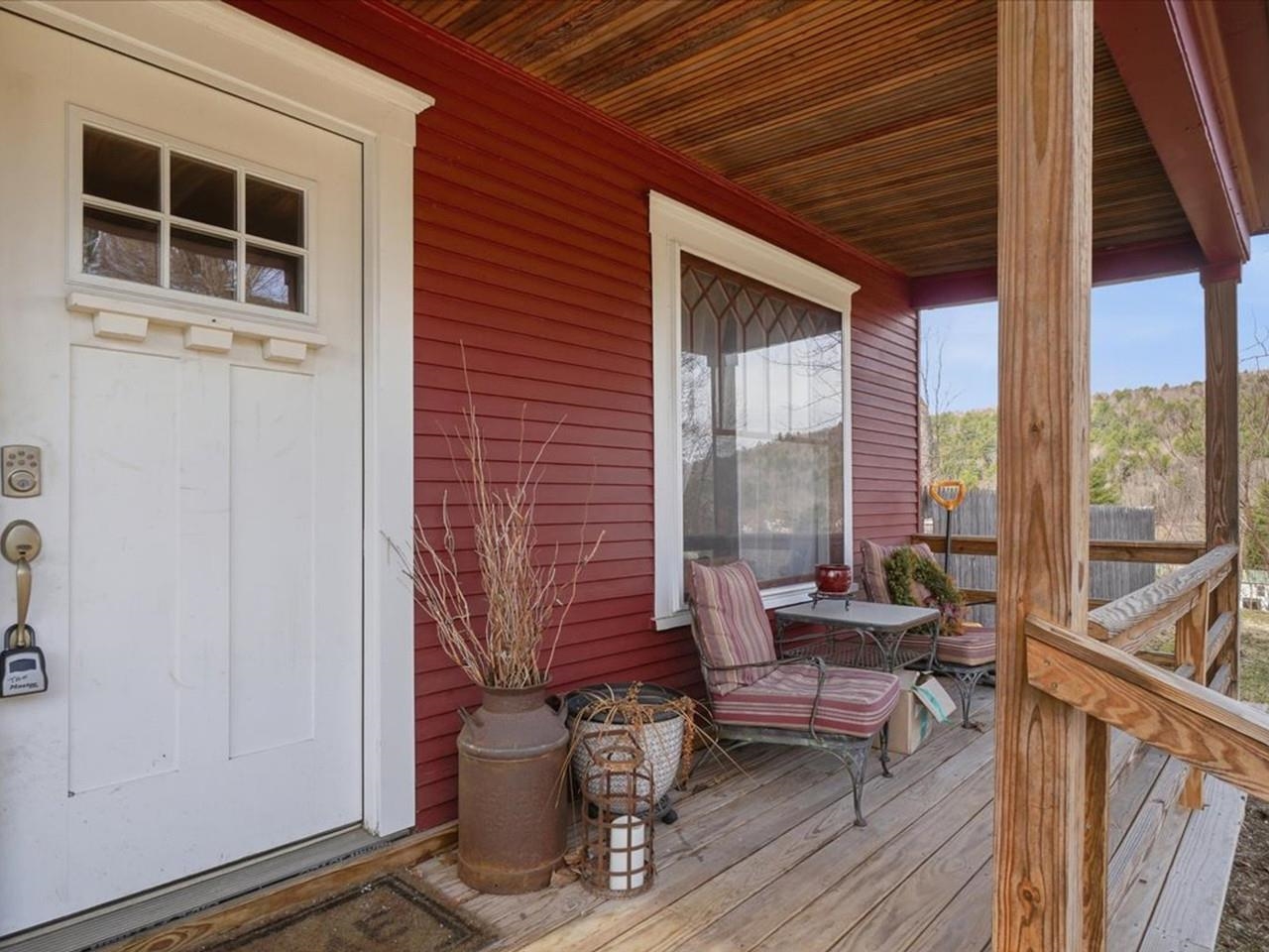 119 Washington Street Northfield, VT 05663 - Photo 4 of 46