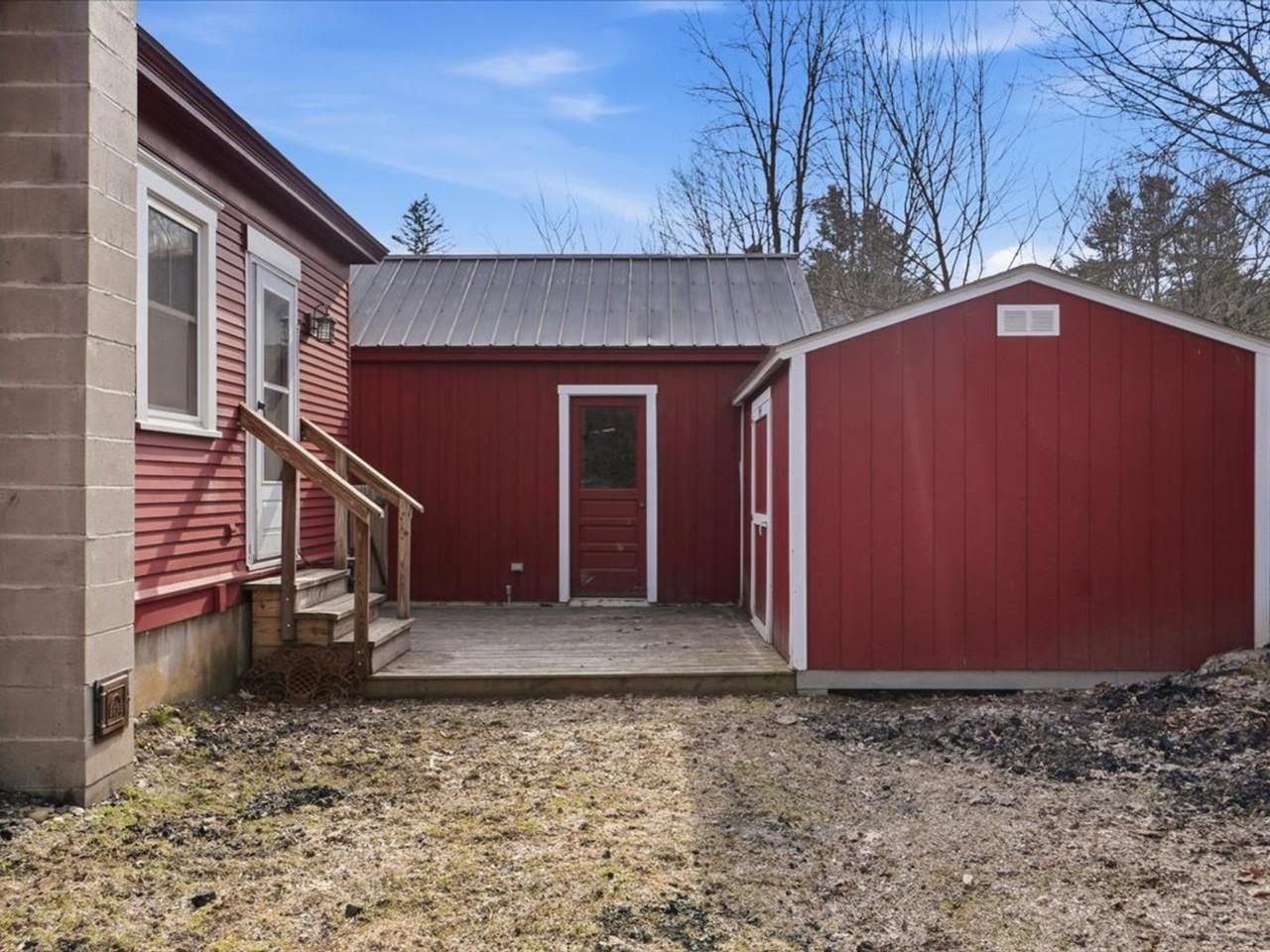 119 Washington Street Northfield, VT 05663 - Photo 7 of 46