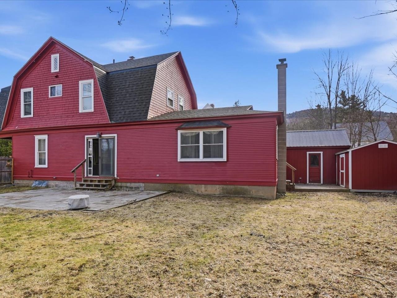 119 Washington Street Northfield, VT 05663 - Photo 8 of 46