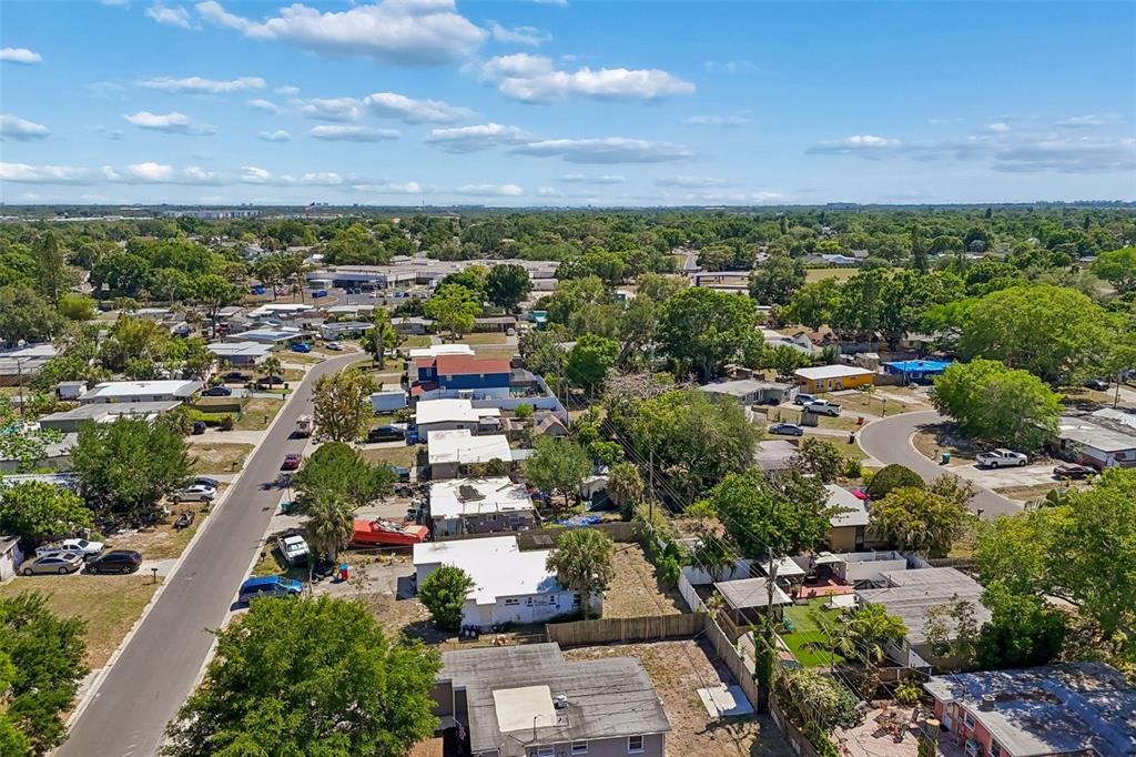 9228 82nd Way Seminole, FL 33777 - Photo 33 of 35 an aerial view of a city