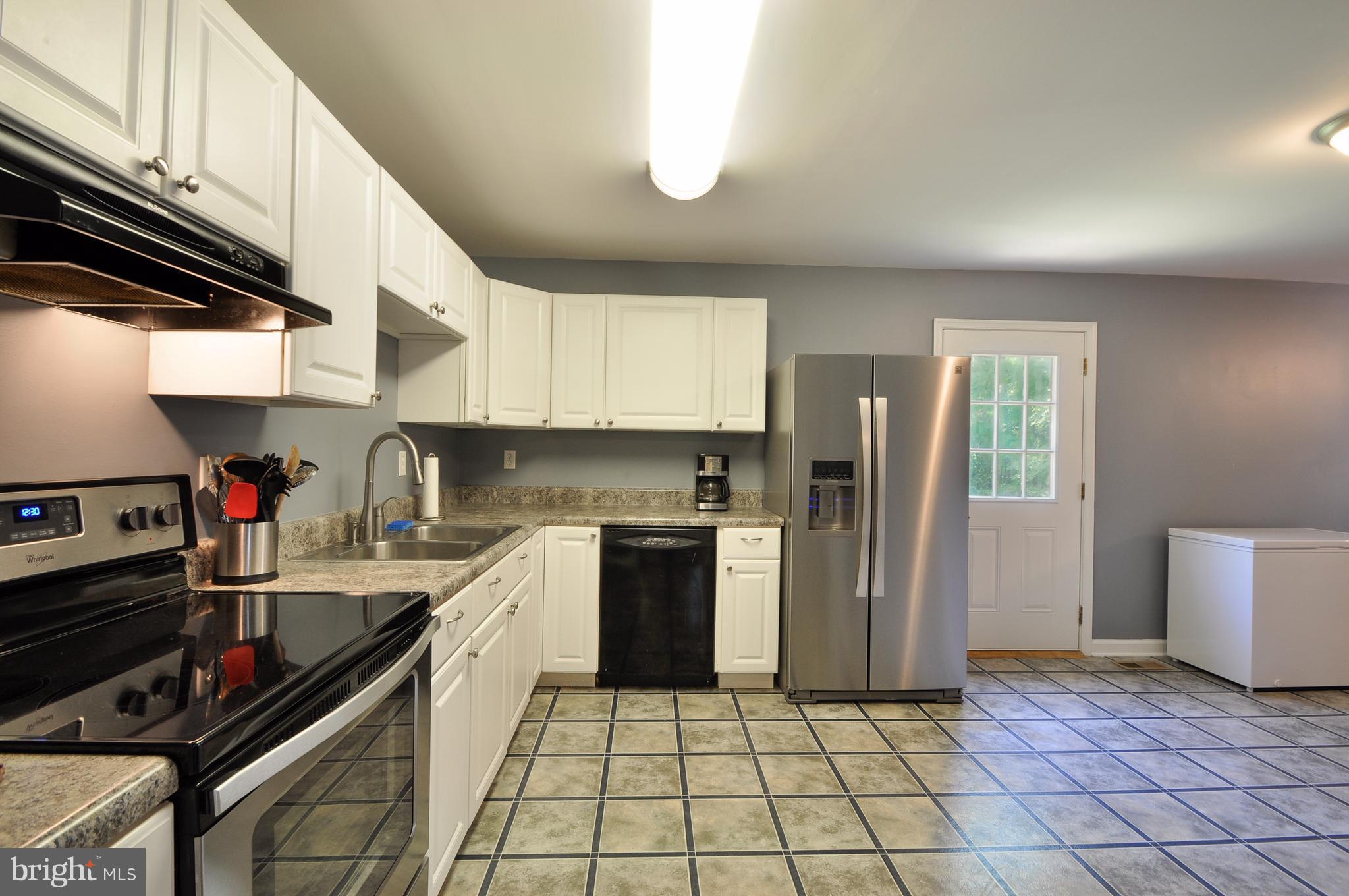 20655 Lahore Road Orange, VA 22960 - Photo 8 of 26 Kitchen