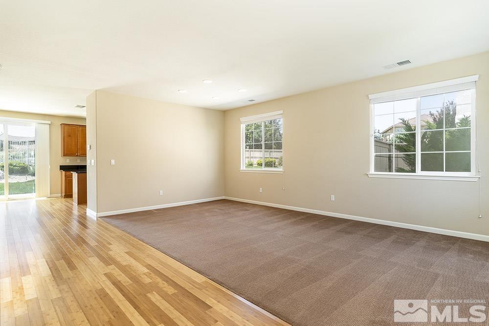 10797 Grayslake Drive Reno, NV 89521 - Photo 3 of 25 Photo 3