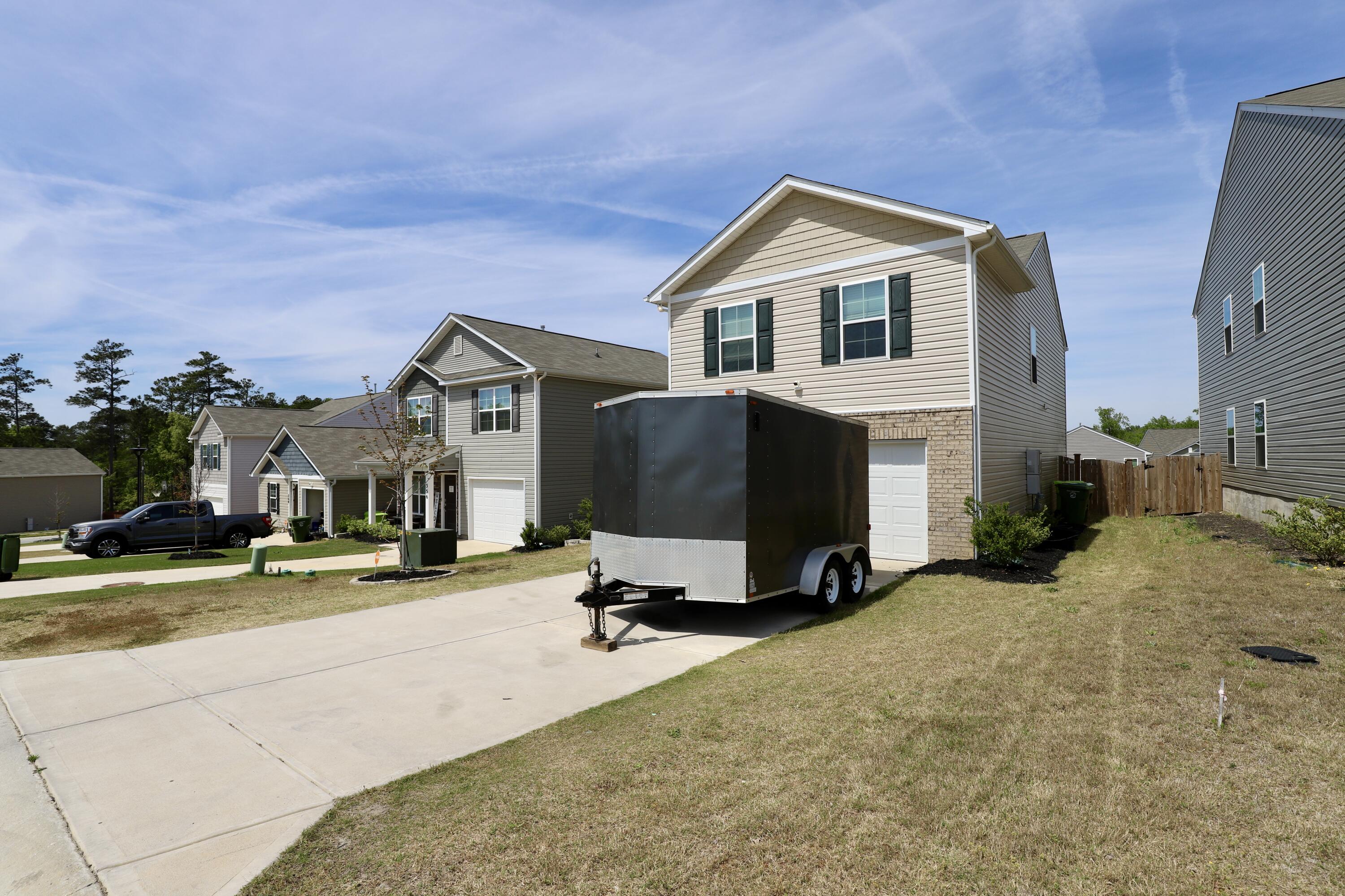 352 Sandbach Road Columbia, SC 29209 - Photo 3 of 78 B427BE49-6CF7-4552-BD26-26D054B14025_1_2