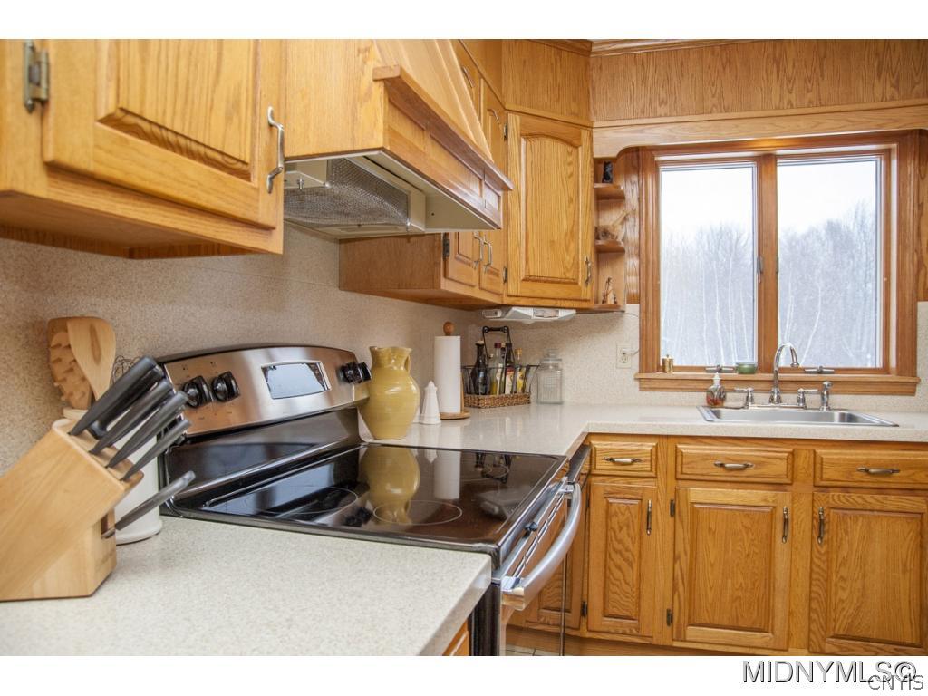 1467 Higby Road Frankfort, NY 13340 - Photo 4 of 24