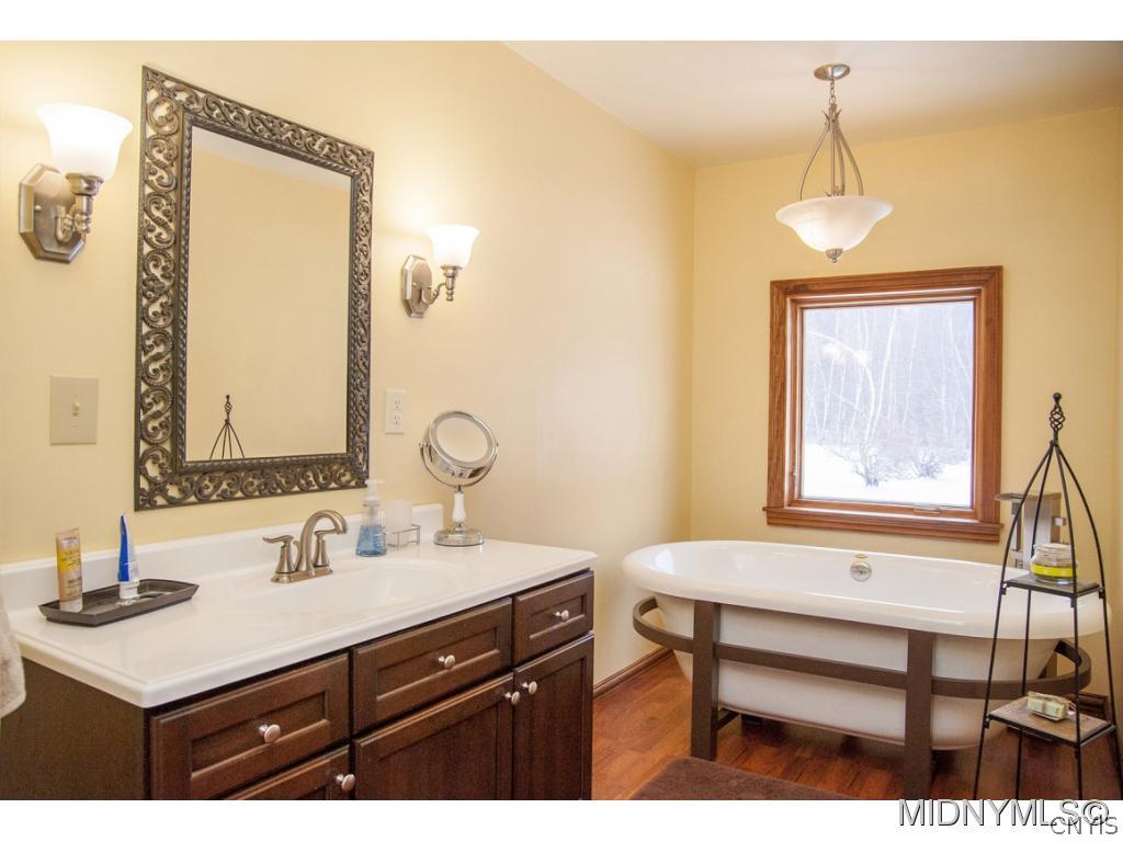 1467 Higby Road Frankfort, NY 13340 - Photo 9 of 24