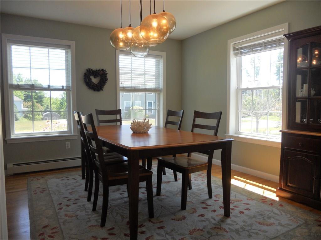 10 Wagner Farm Road Gorham, ME 04038 - Photo 4 of 23 Sun filled dining room with wood floor.