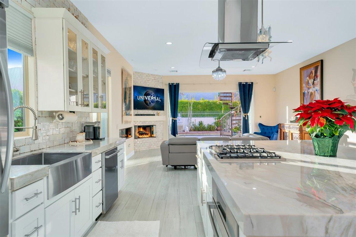 54885 Avenida Madero La Quinta, CA 92253 - Photo 28 of 56 36-Photo-36