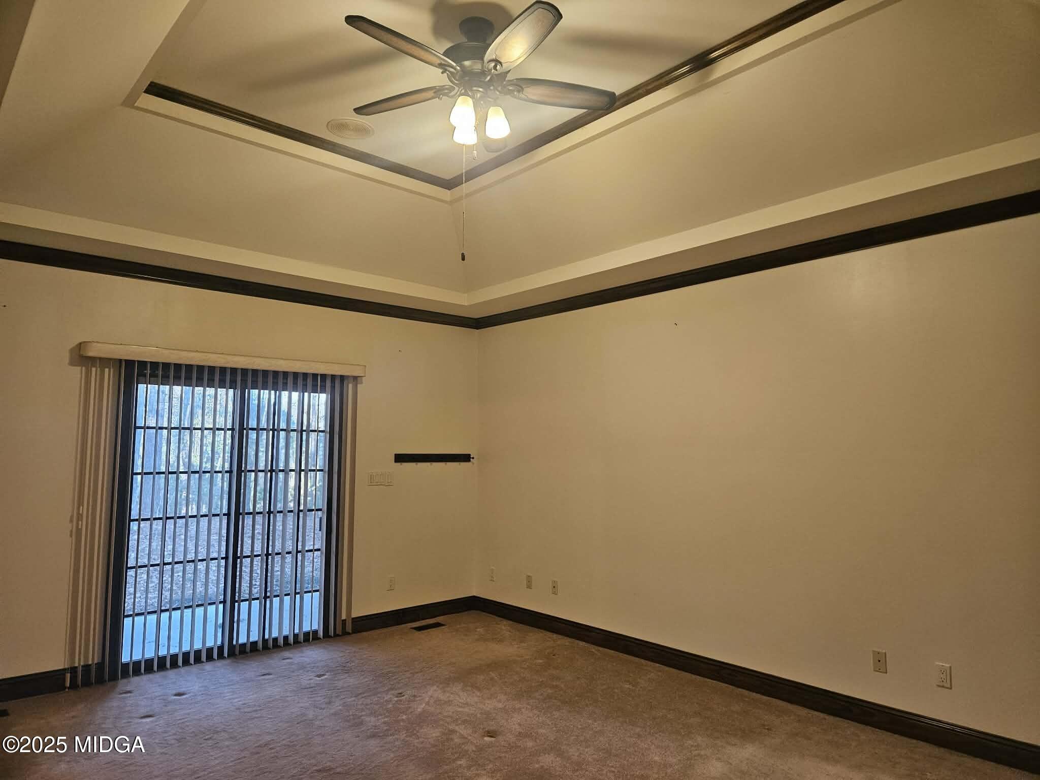 103 Oakview Circle Gray, GA 31032 - Photo 24 of 61 a view of an empty room with a window