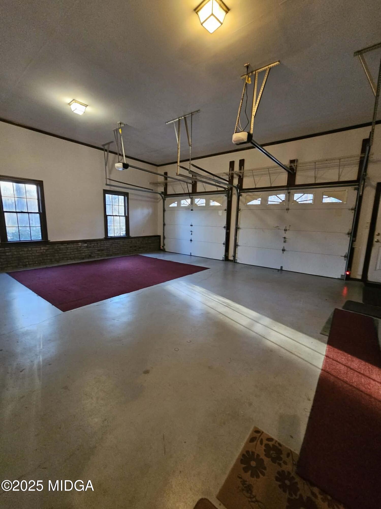 103 Oakview Circle Gray, GA 31032 - Photo 40 of 61 a view of a room with gym equipment