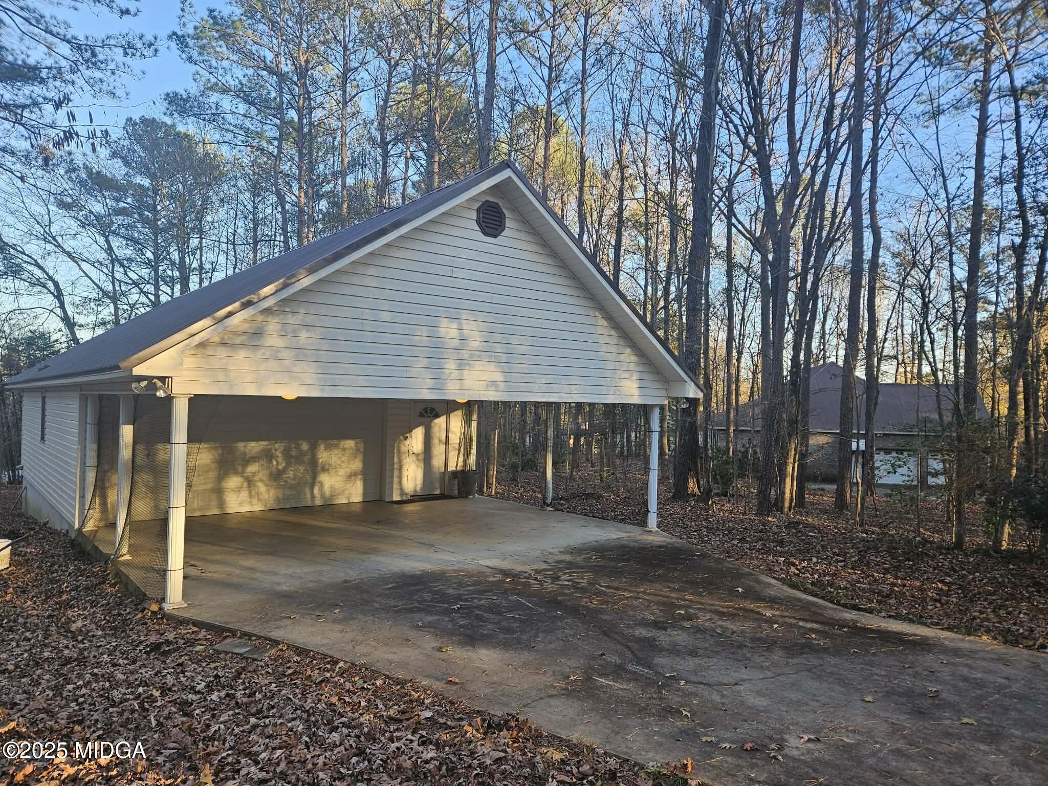 103 Oakview Circle Gray, GA 31032 - Photo 51 of 61 a front view of a house with a yard
