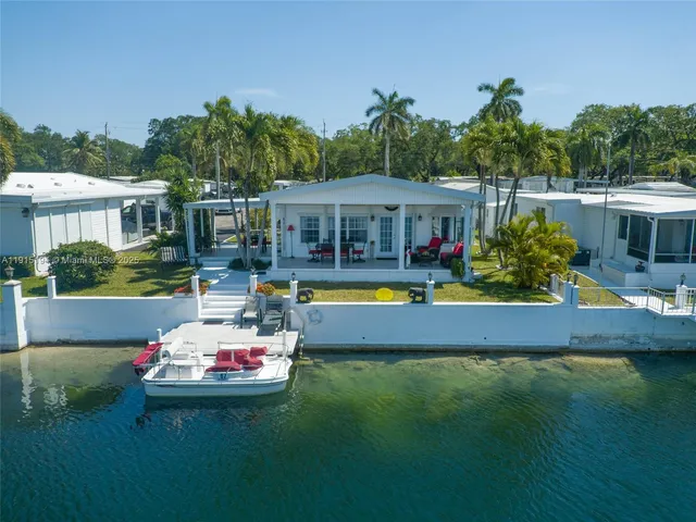 $379,900 | 112 Lake Shore Drive, Pembroke Park, FL 33009