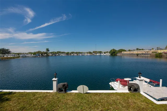 $379,900 | 112 Lake Shore Drive, Pembroke Park, FL 33009