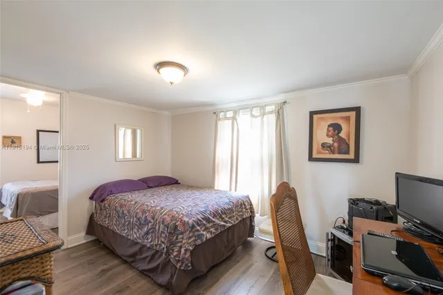 $379,900 | 112 Lake Shore Drive, Pembroke Park, FL 33009