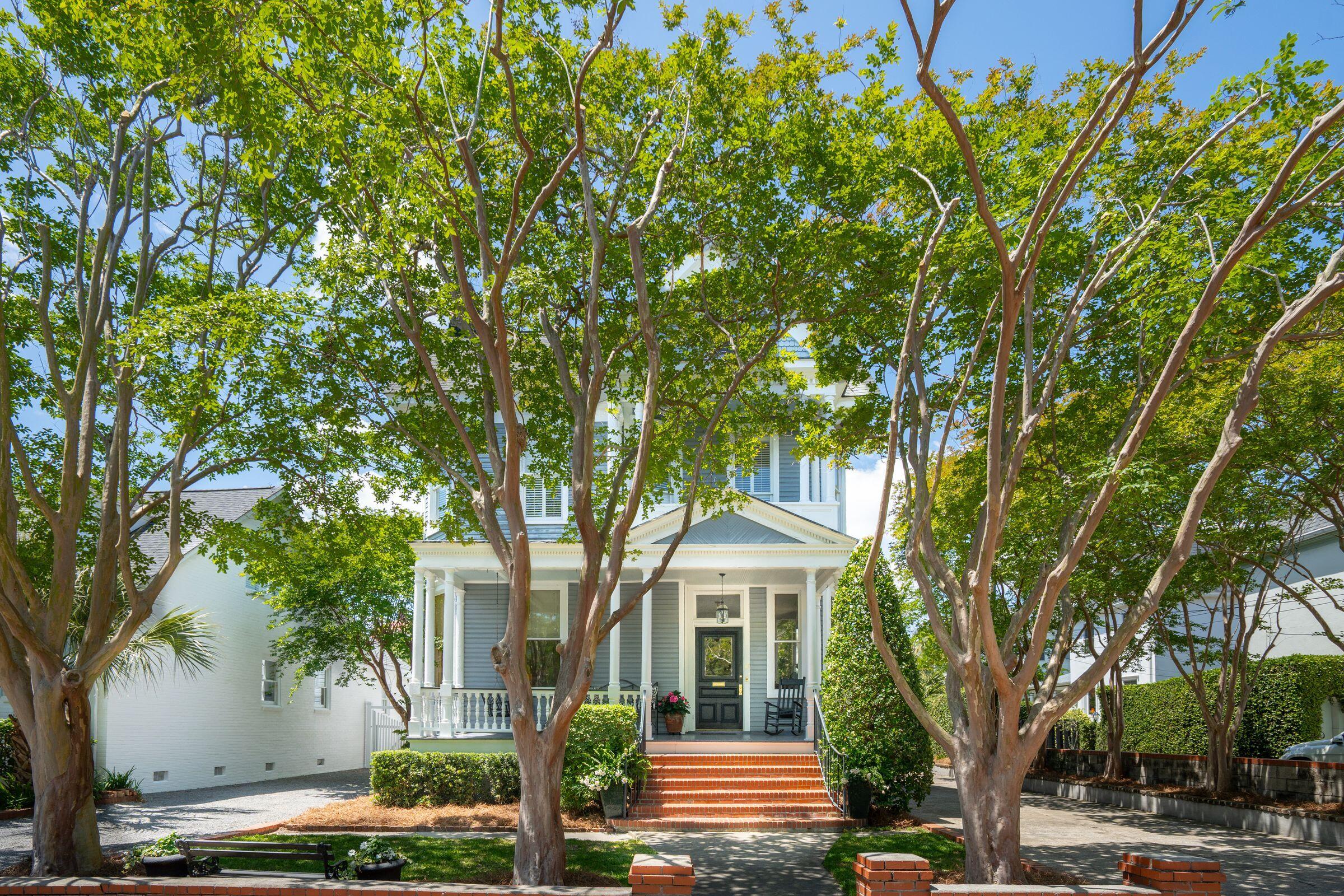15 Rutledge Avenue Charleston, SC 29401 - Photo 2 of 70 Front of House