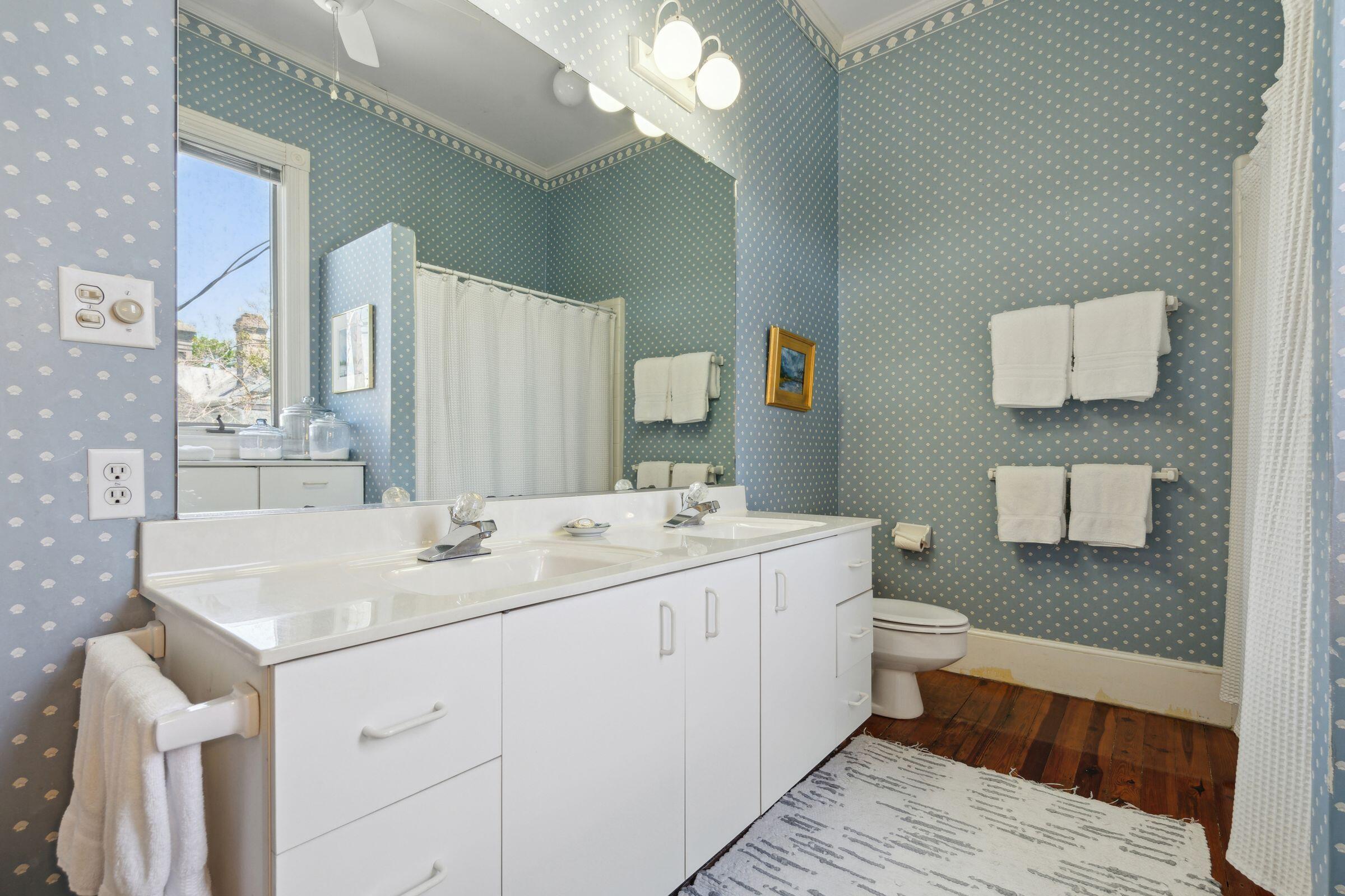 15 Rutledge Avenue Charleston, SC 29401 - Photo 48 of 70 Guest Bathroom
