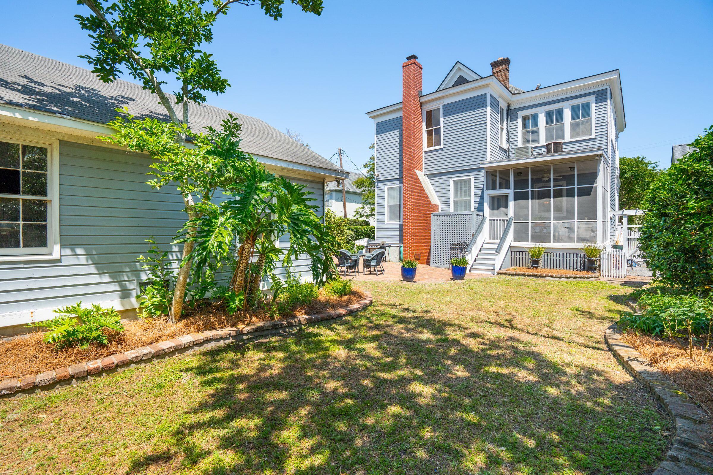 15 Rutledge Avenue Charleston, SC 29401 - Photo 62 of 70 Backyard