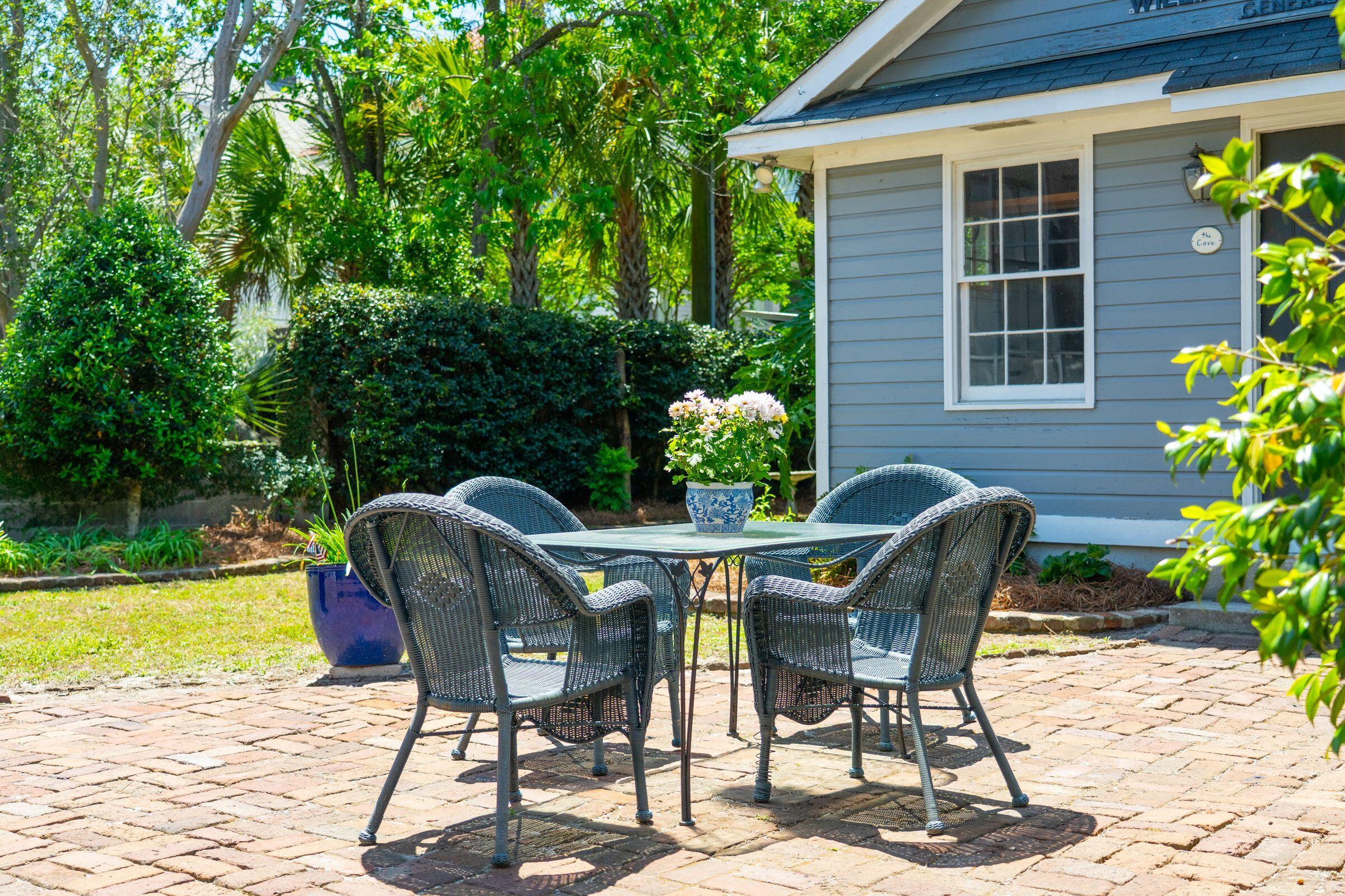 15 Rutledge Avenue Charleston, SC 29401 - Photo 66 of 70 Backyard Patio